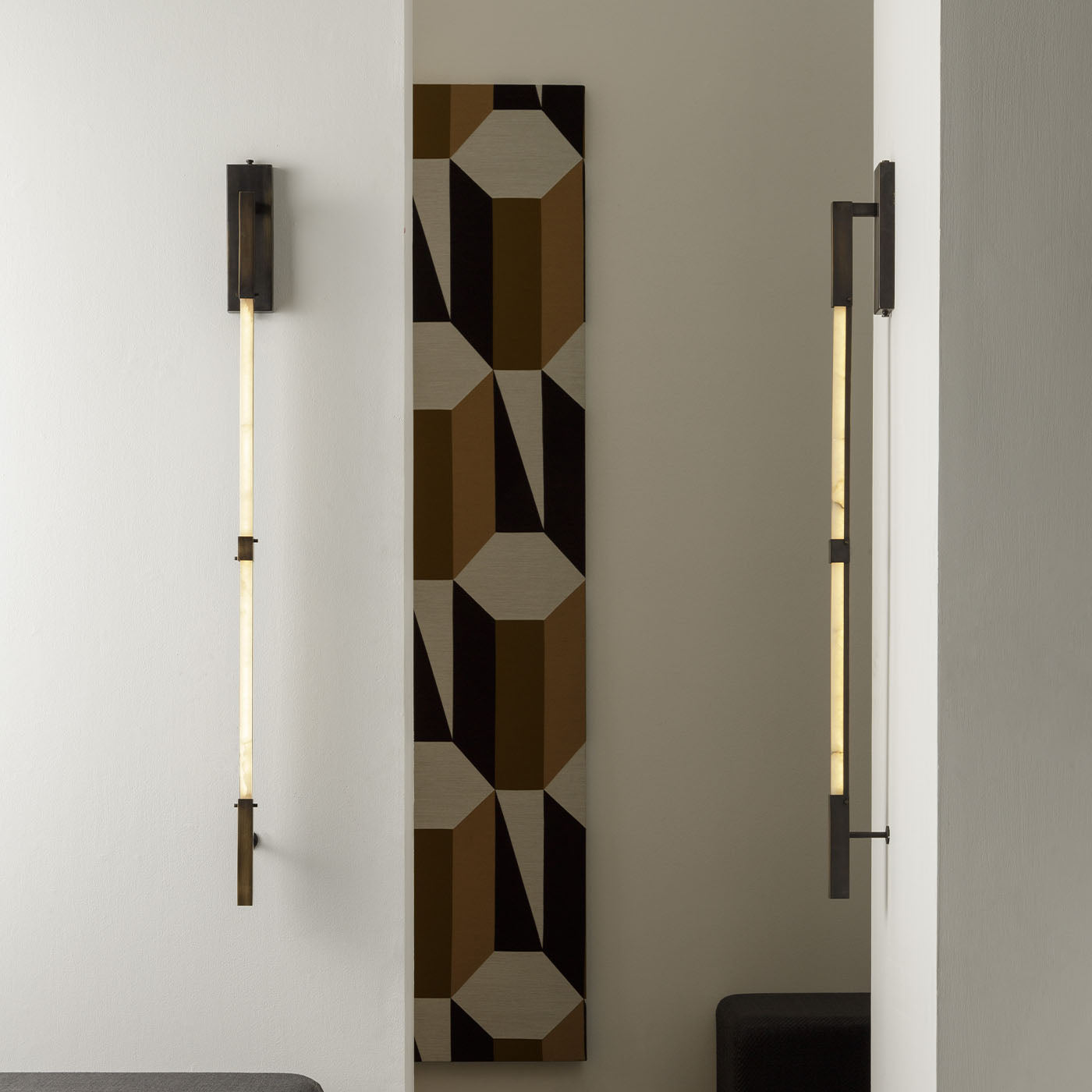 Z640 Brass & Alabaster Wall Lamp - Alternative view 1