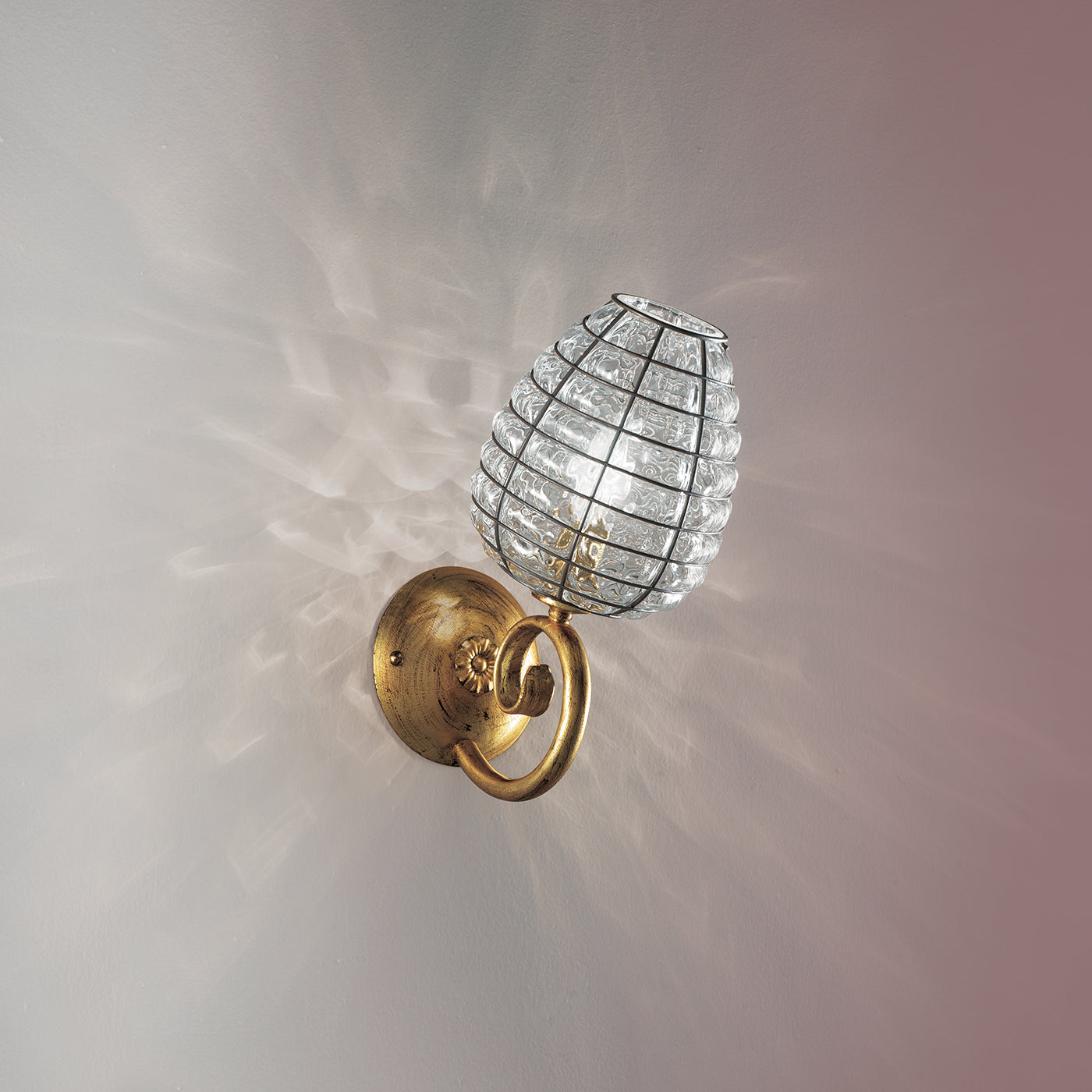 Alveare Sconce - Alternative view 1