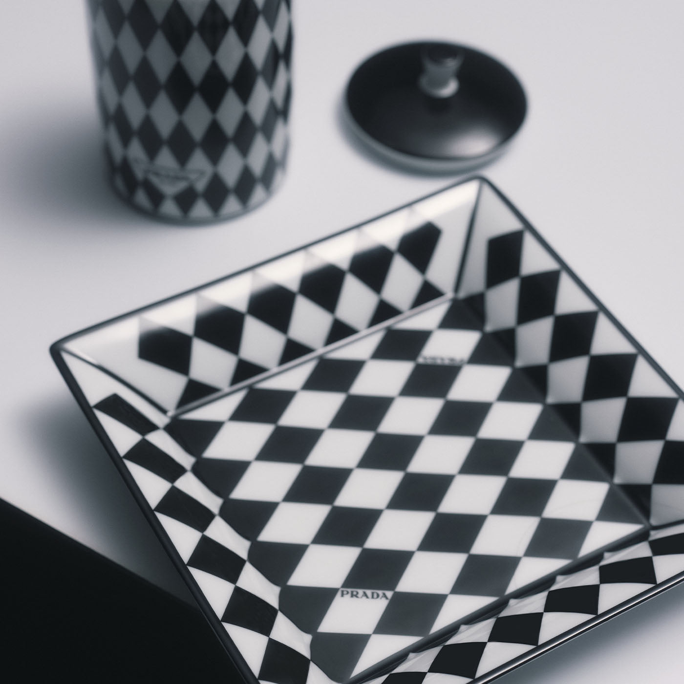 Bandeja cuadrada grande de porcelana para llaves Checkerboard - Vista alternativa 2