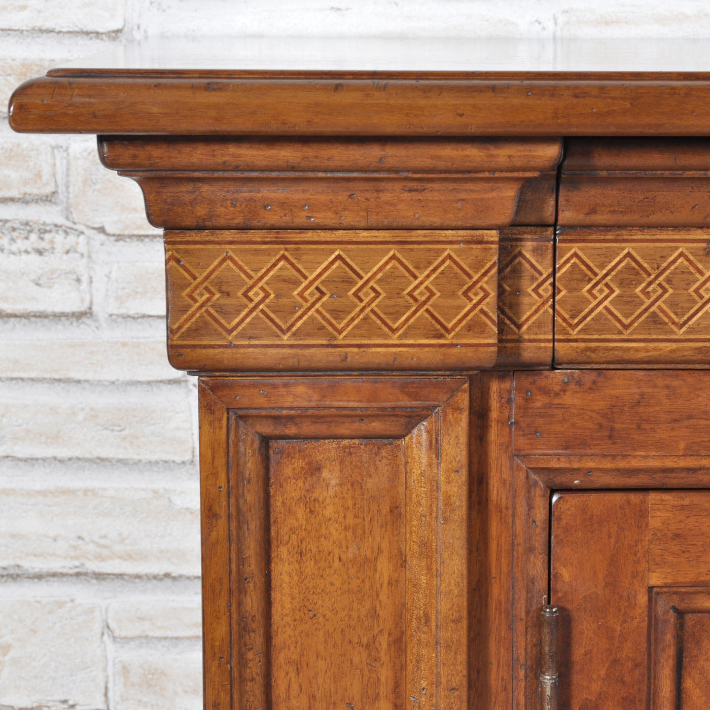 Toscano '500 Anrichte mit Intarsien im toskanischen Stil - Alternative Ansicht 1
