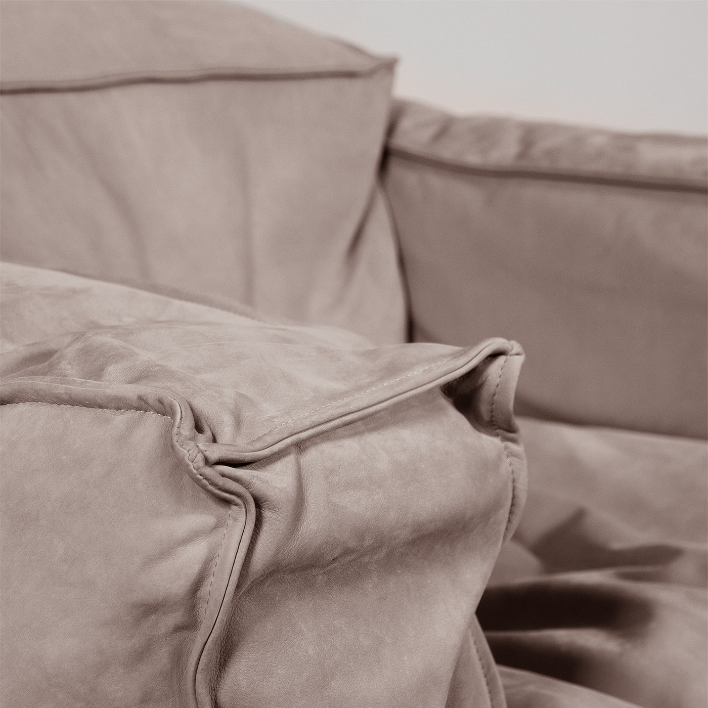 Sillón de cuero beige Sibylia - Vista alternativa 1