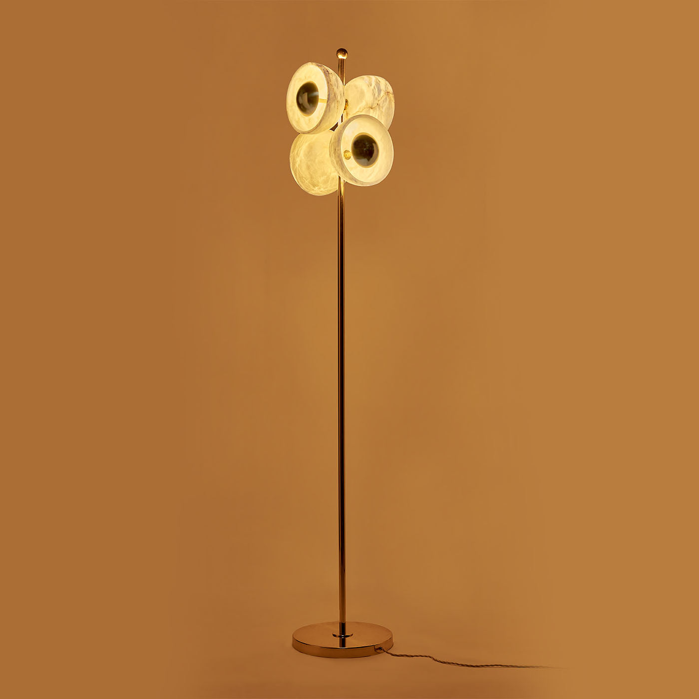 "Butterfly" Floor Lamp in Polished Brass and Alabaster - Alternative view 4