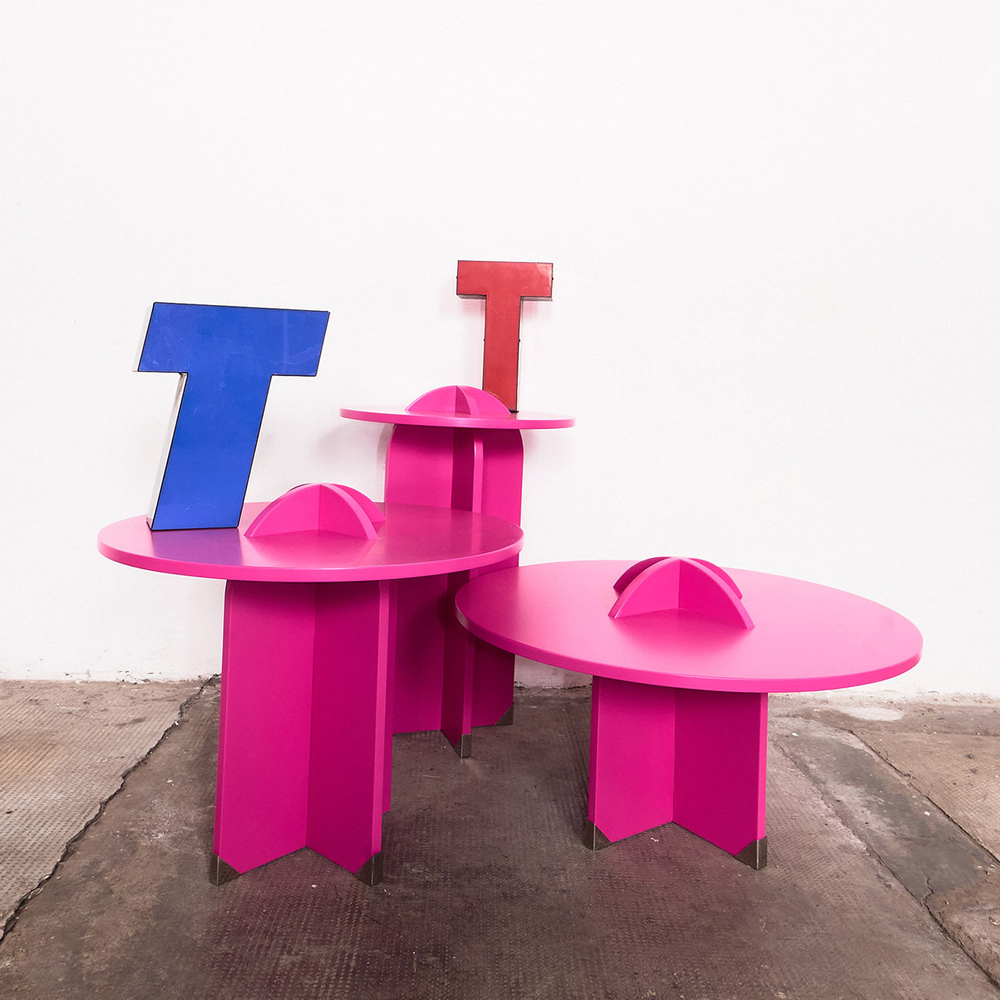 Pink's Not Dead TT02 Coffee Table - Alternative view 3