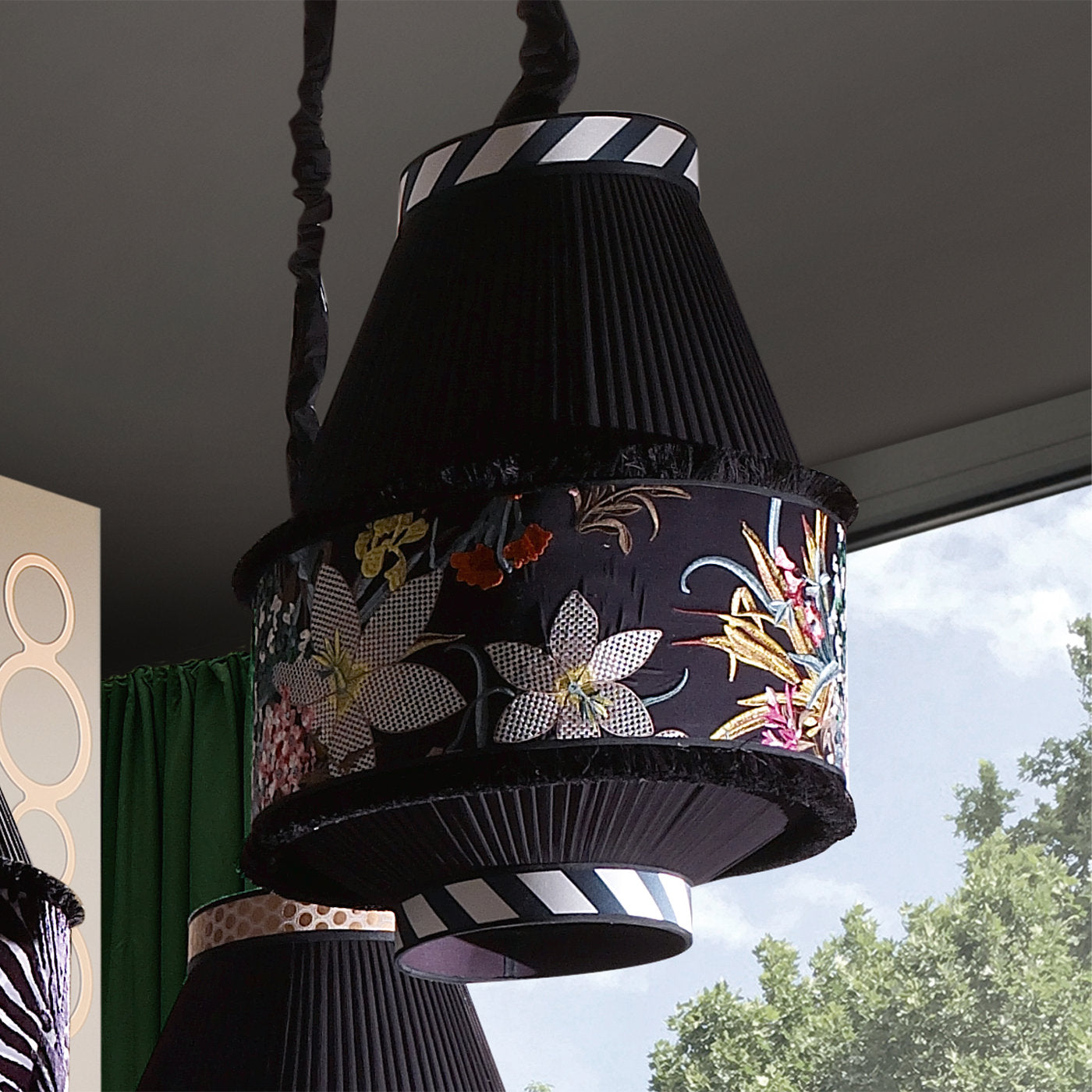 JL 114 Floral Pendant Light - Alternative view 1