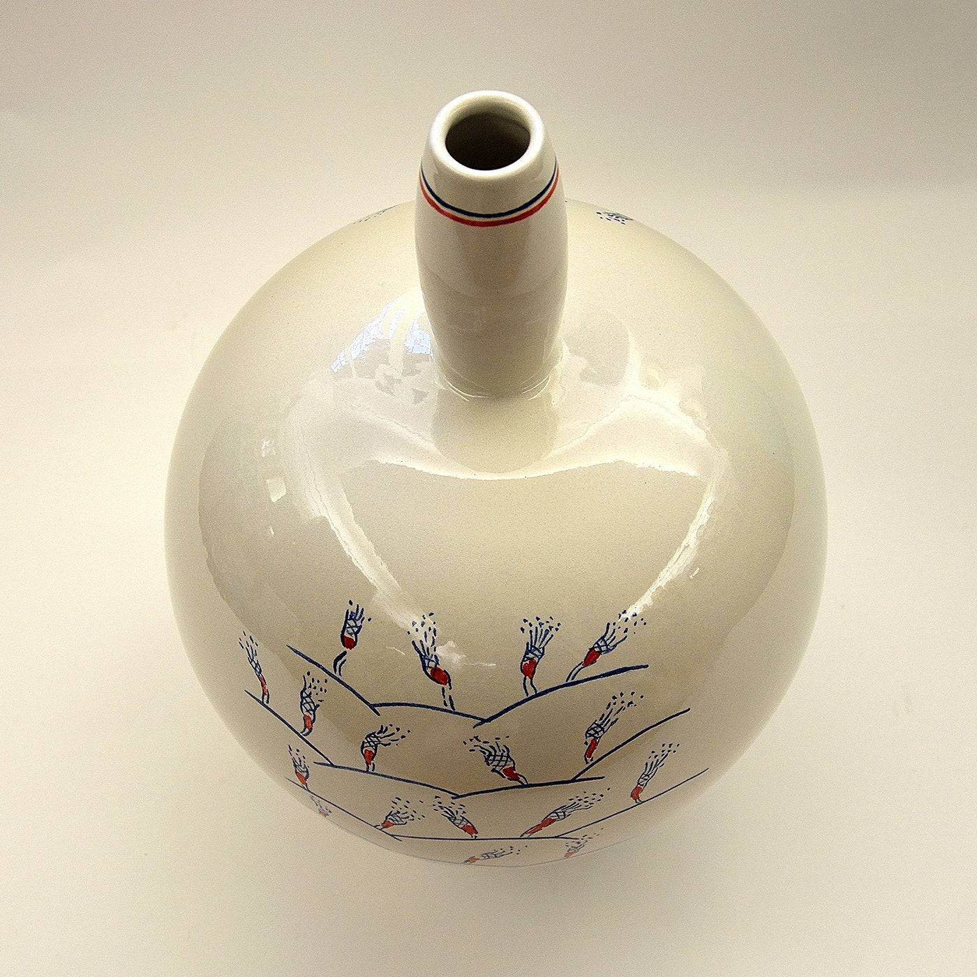White Round Vase by Ugo La Pietra - Alternative view 2