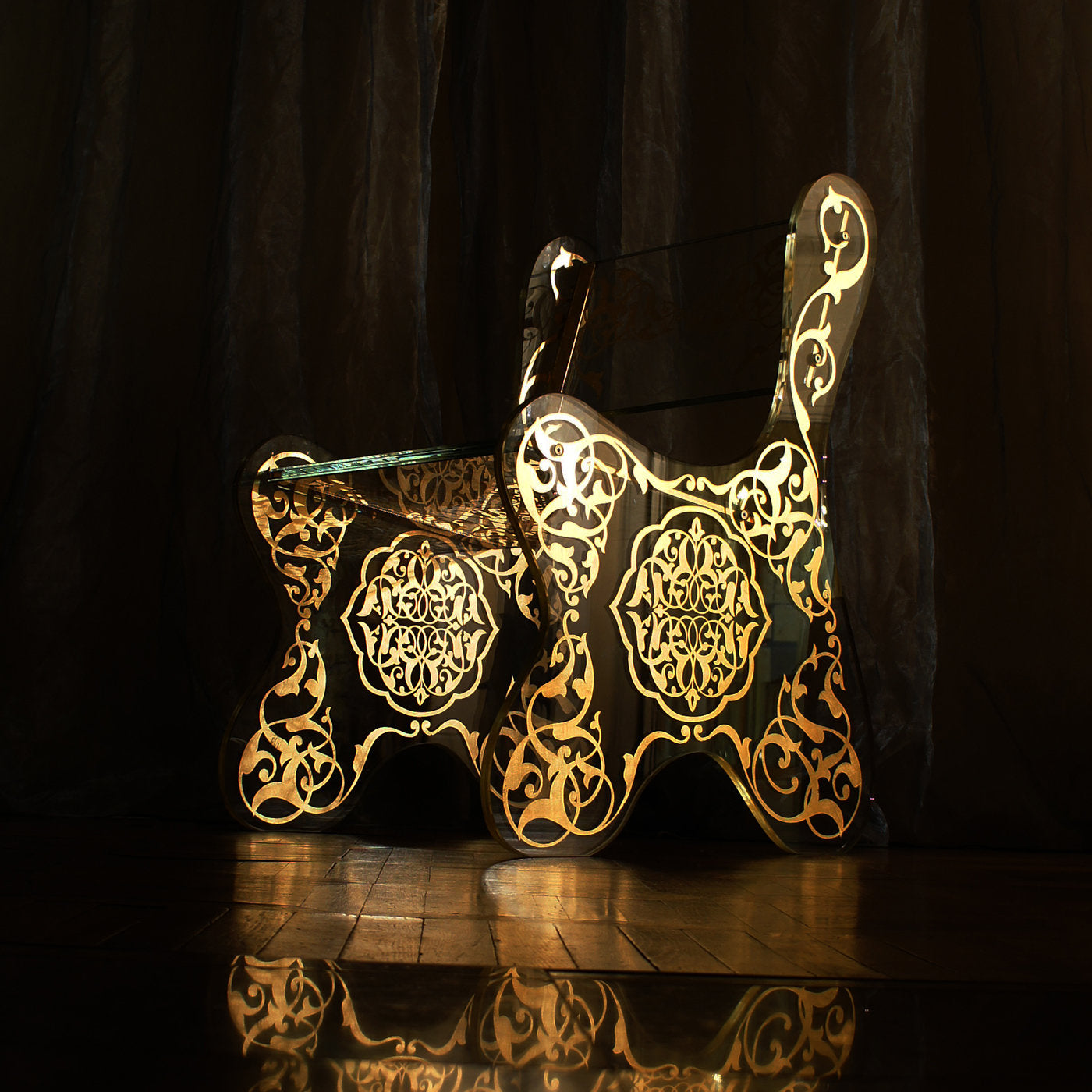 Mini Sinuosa Gold Arabesque Chair - Alternative view 3