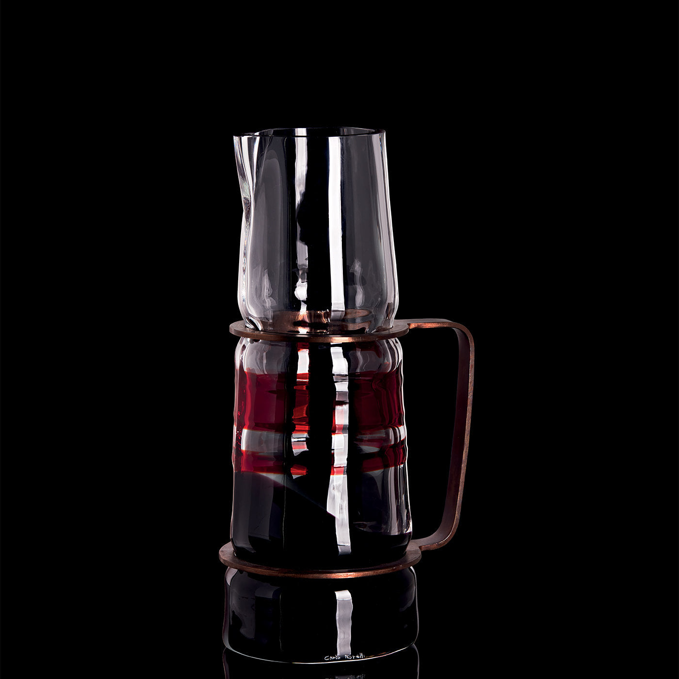 Talea Pitcher Black and Red - Alternative view 1
