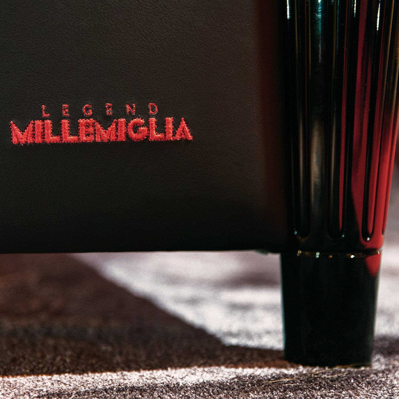 Legend Armchair Millemiglia Special Edition - Alternative view 1