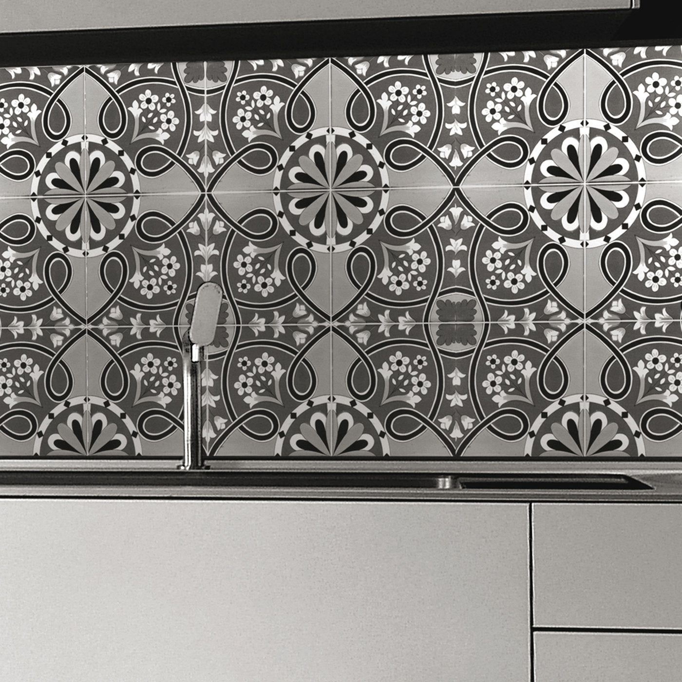 Set of 25 Nocelle Tiles Fiori Scuri Collection - Alternative view 2