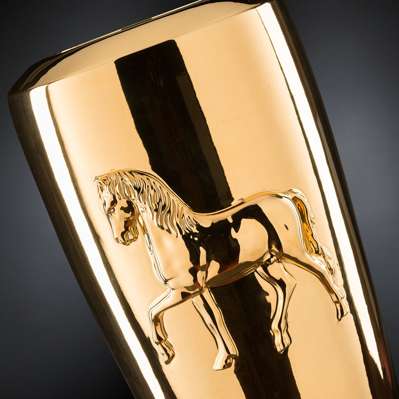 Vase en or à cheval Obice - Vue alternative 2
