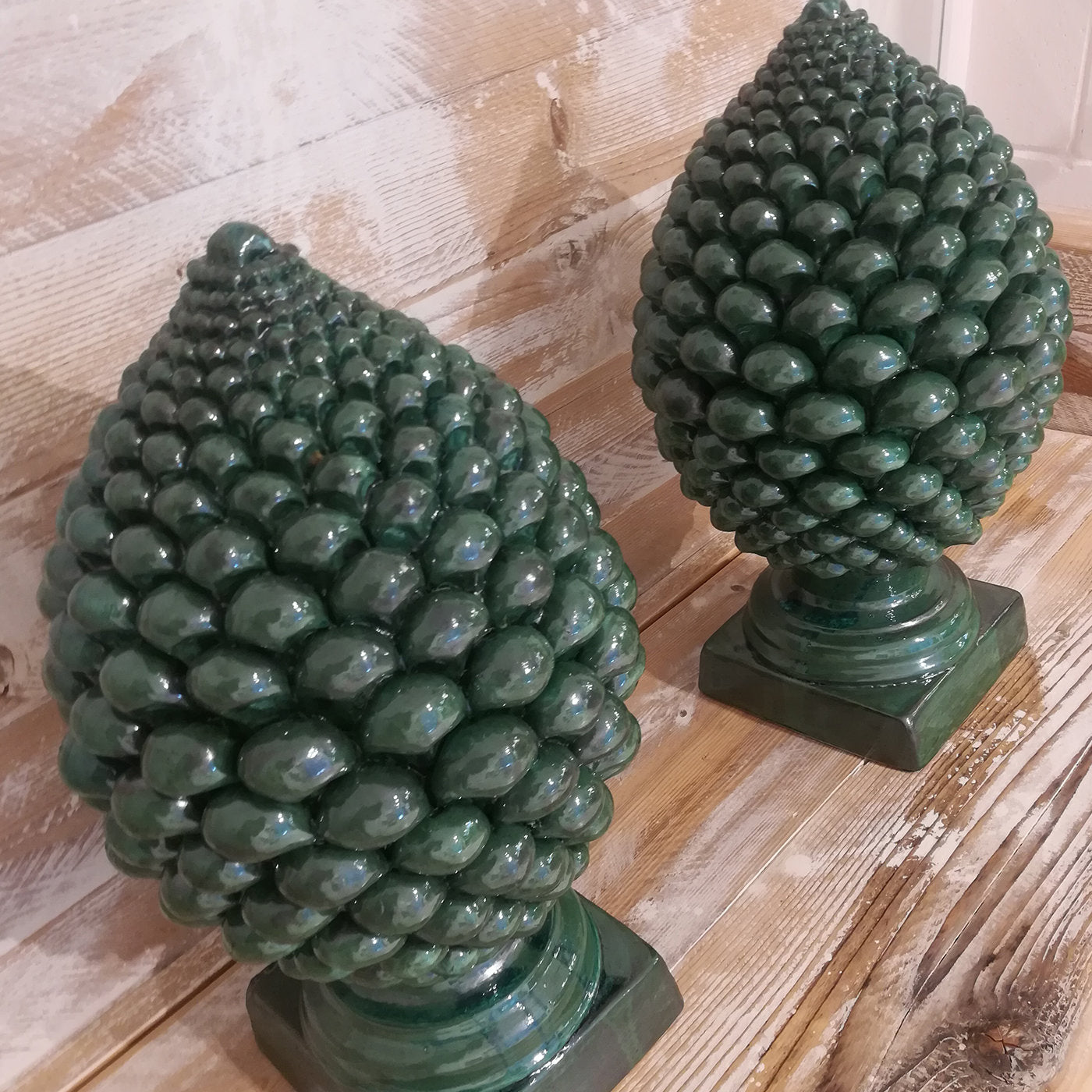 Green Pine Cone Sculpture - Alternative view 4
