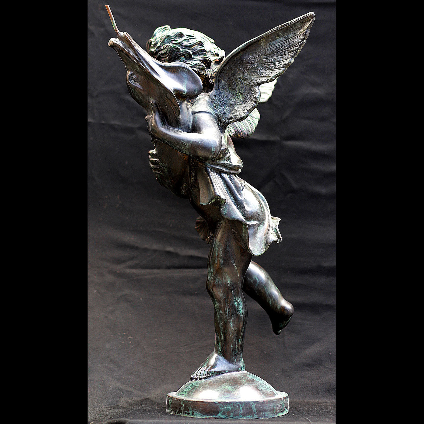 Putto with Dolphin Sculpture - Alternative view 3
