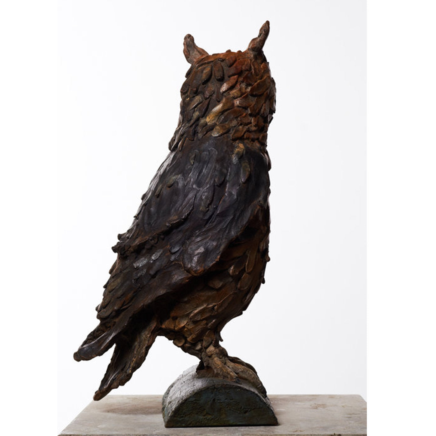 Eagle Owl Sculpture - Alternative view 2