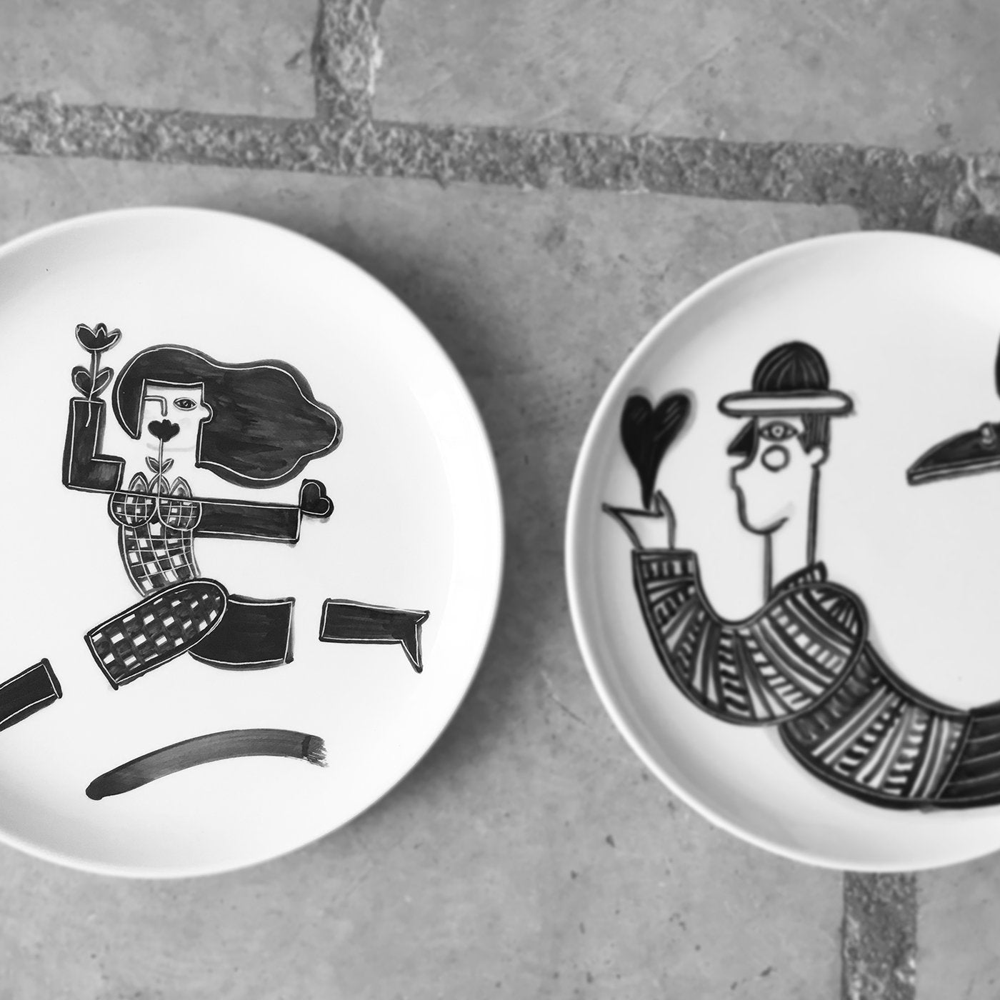 Gianni Black and White Stories Plate Collection  - Alternative view 3