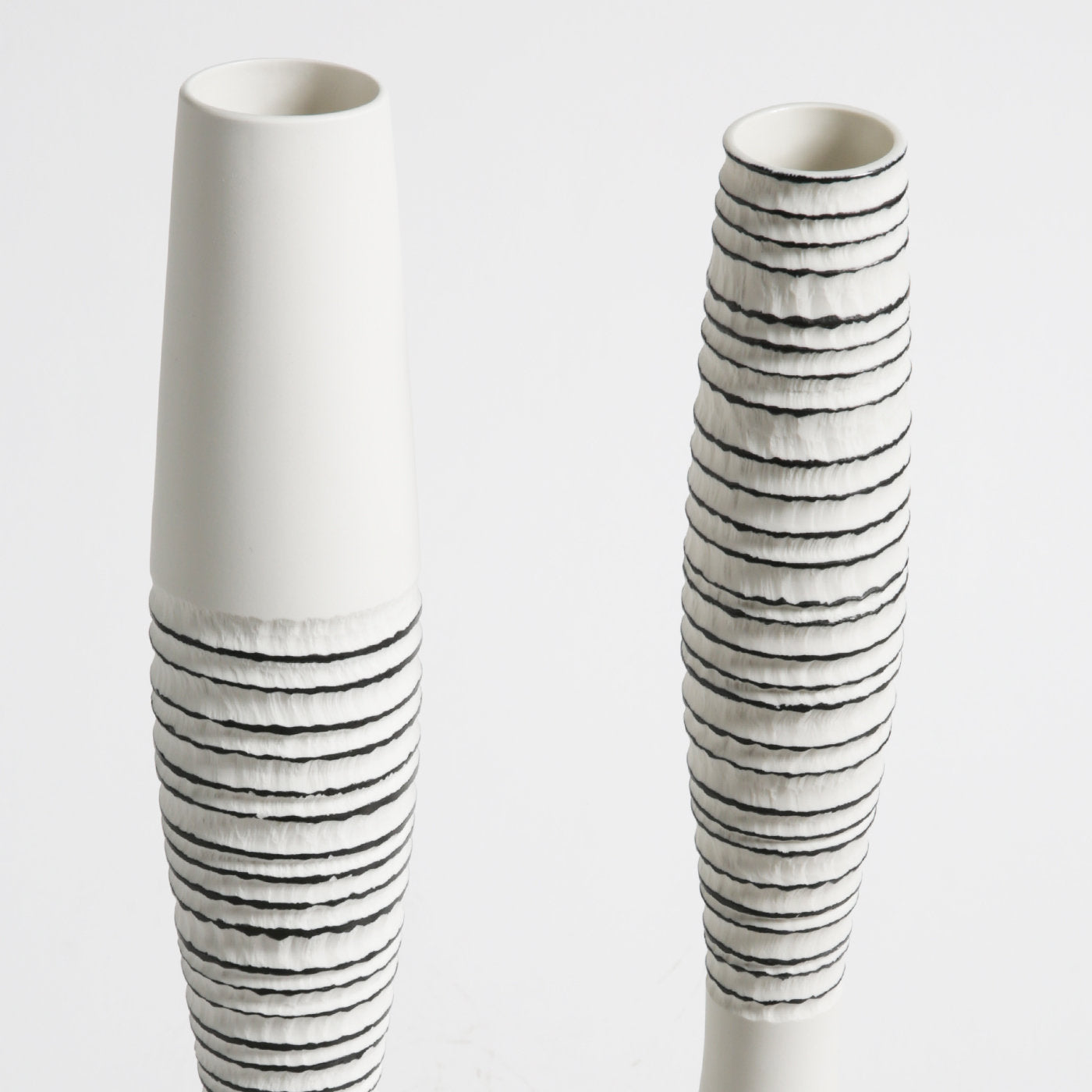 Set of 2 Antithesis Carved Vases - Alternative view 2