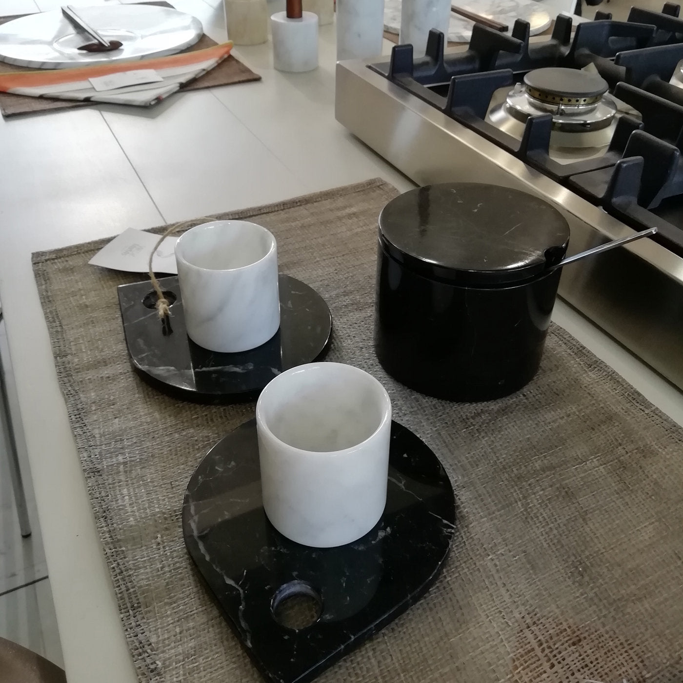 Set of 2 Espresso Cups and Saucers - Alternative view 3