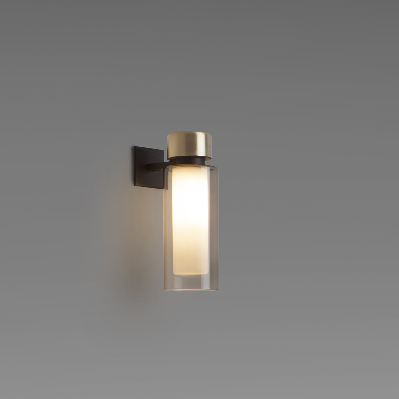 Osman Single Wall Lamp by Corrado Dotti - Alternative view 1