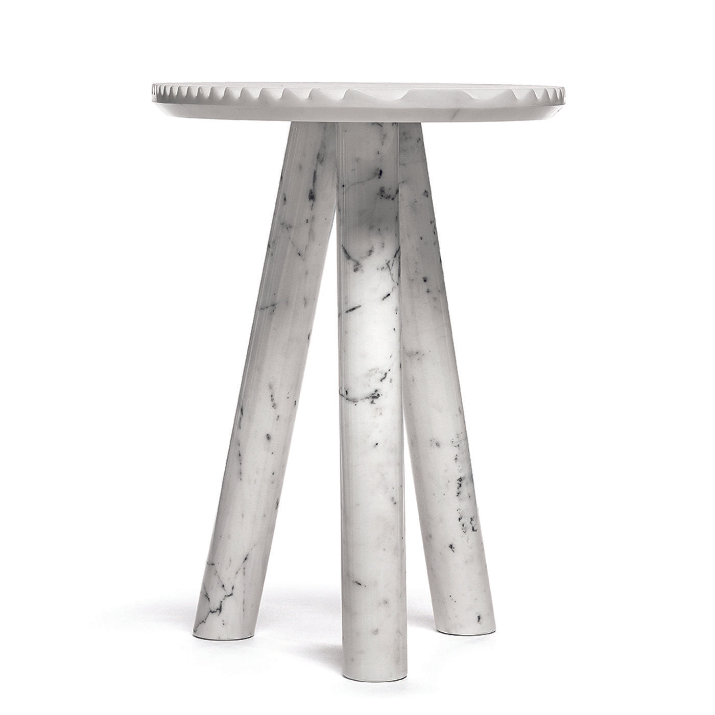 White Rabbet Side Table by Patricia Urquiola - Alternative view 1