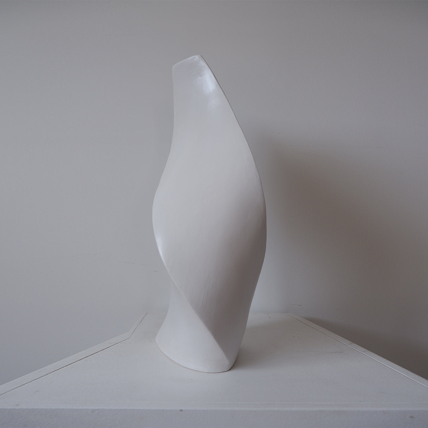 White Demeter Vase #1 - Alternative view 1