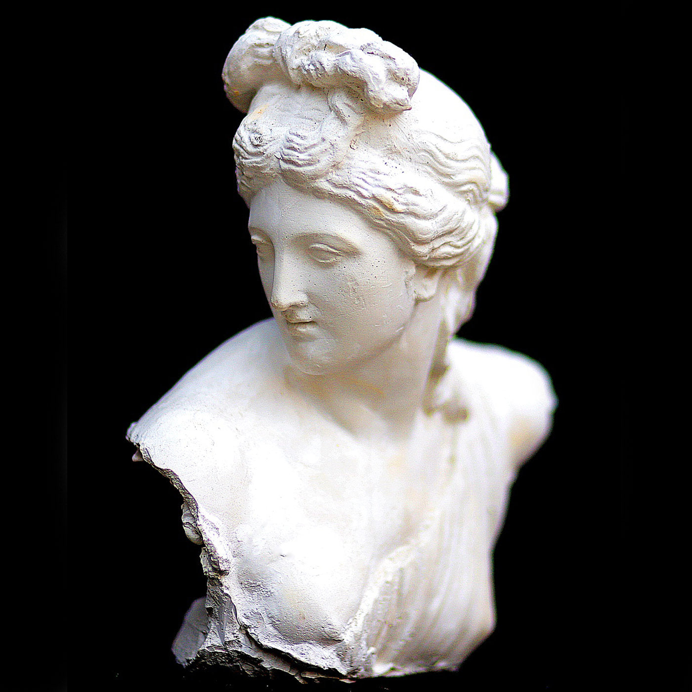 Venus Callipyge Sculpture - Alternative view 3
