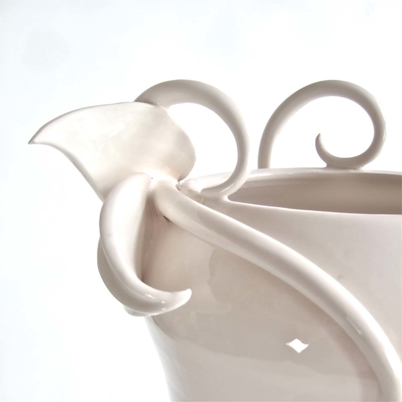 Embrace Vase The White Symphony Collection - Alternative view 2