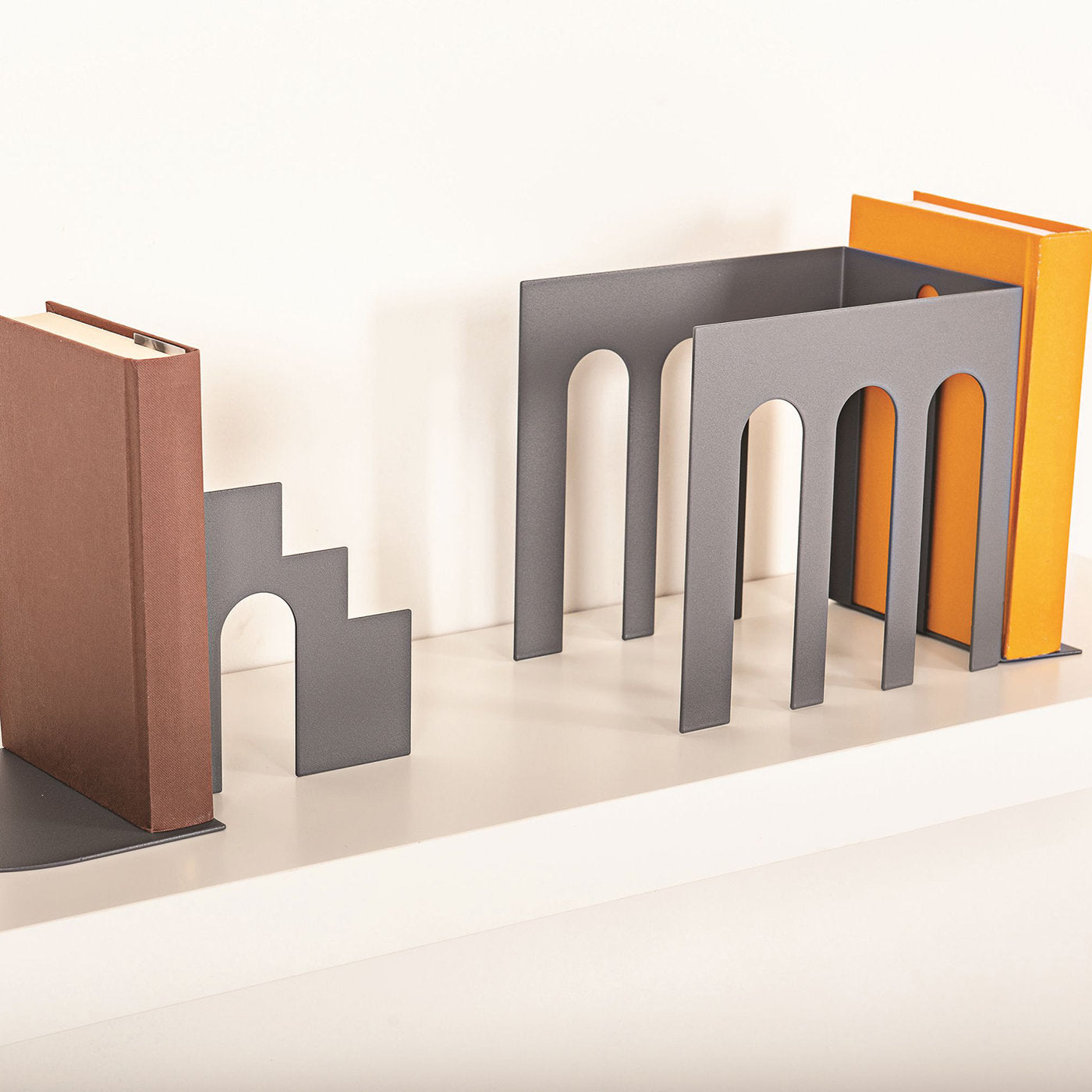 Roommate Gray Damasco Bookend by NÆSSI STUDIO - Alternative view 5