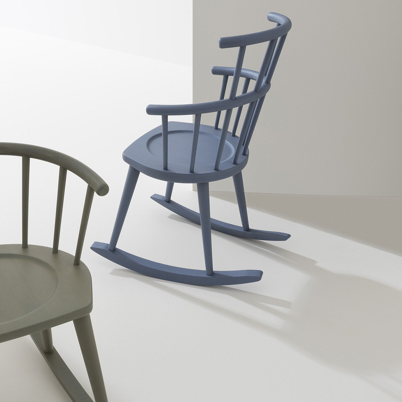 W. 604 Light Blue Rocking Chair by Fabrizio Gallinaro - Alternative view 1