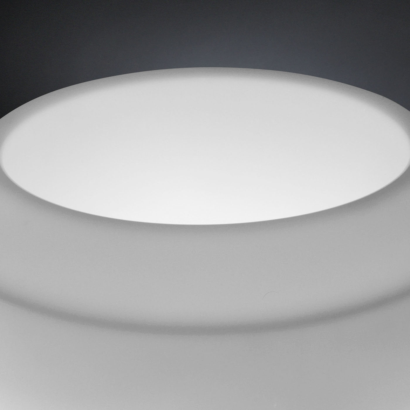 Obice Small White Floor Lamp - Alternative view 2