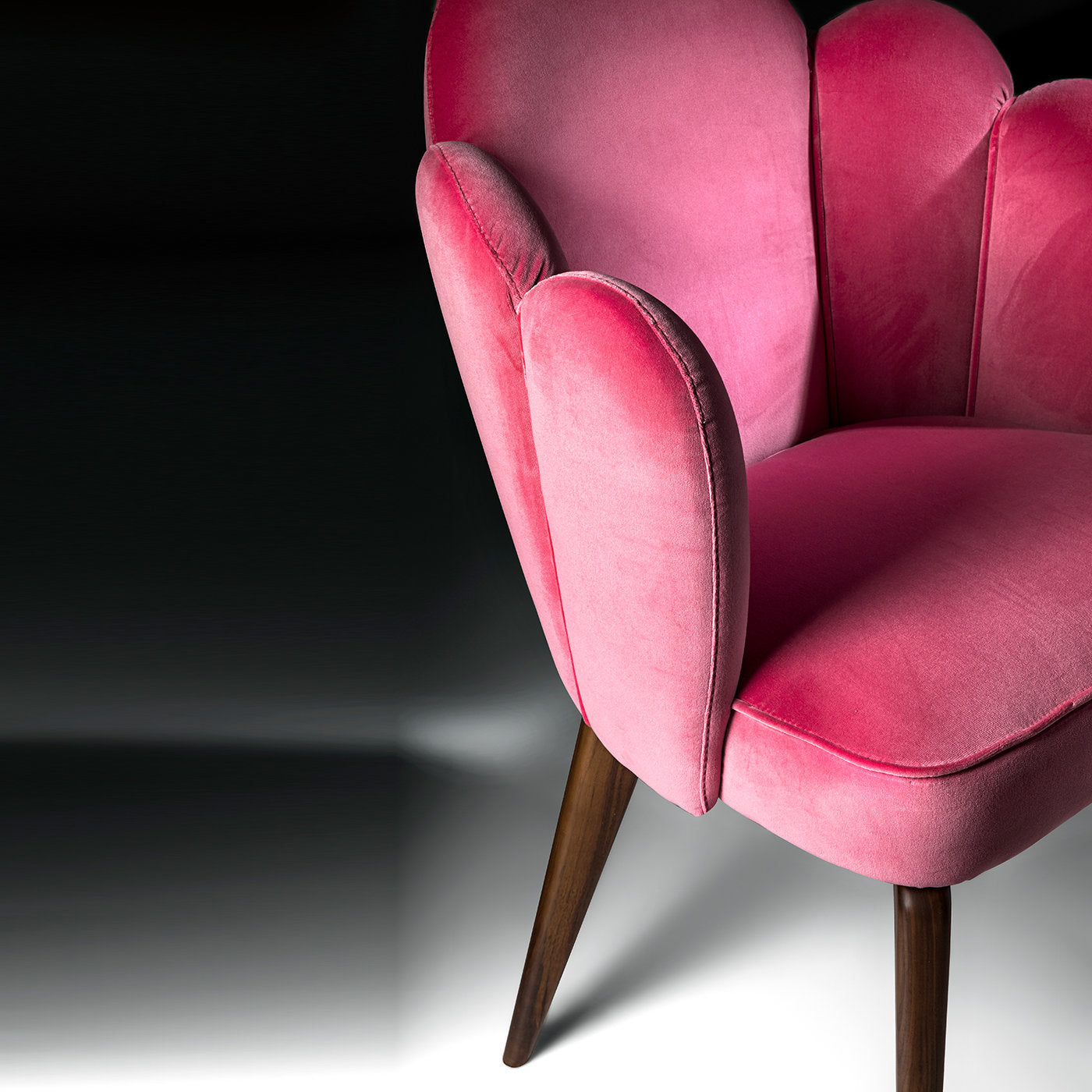 Small Flora chair by Giovanna Azzarello  - Alternative view 1