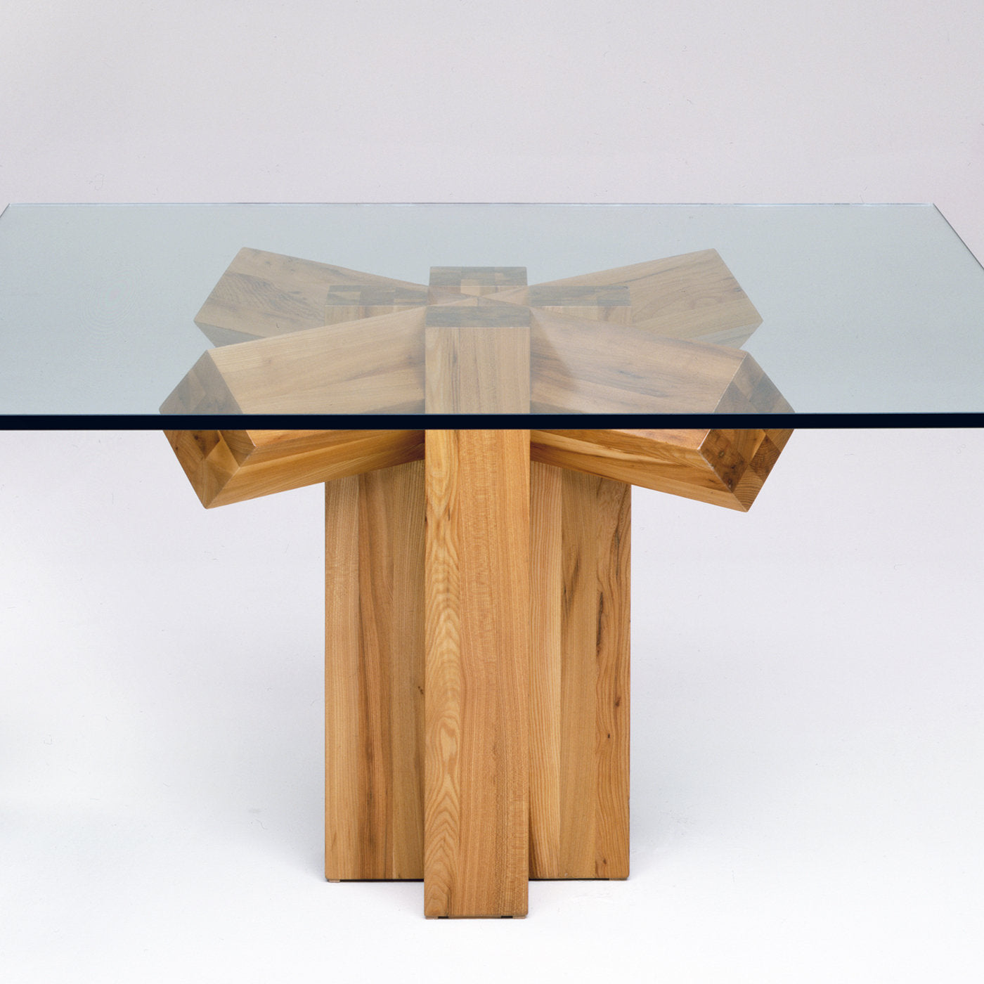 Diamante Dining Table - Alternative view 1