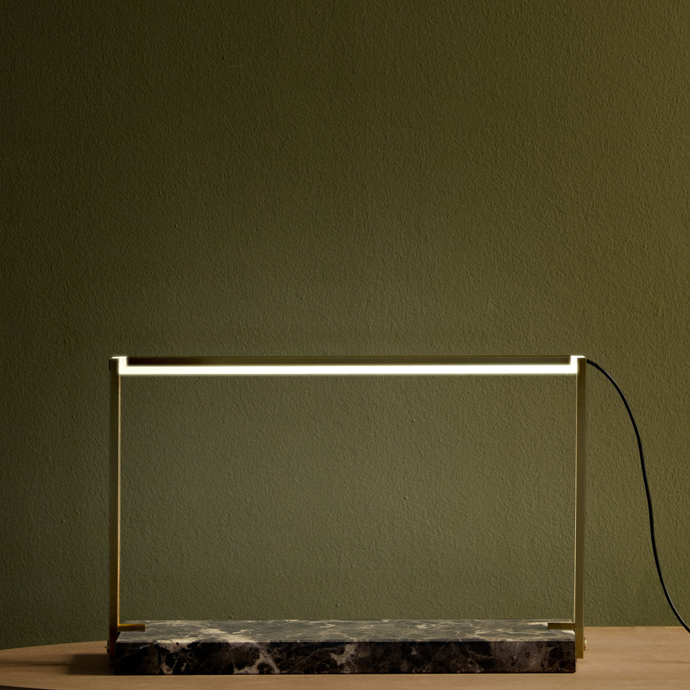 STR04 Table Lamp - Alternative view 1