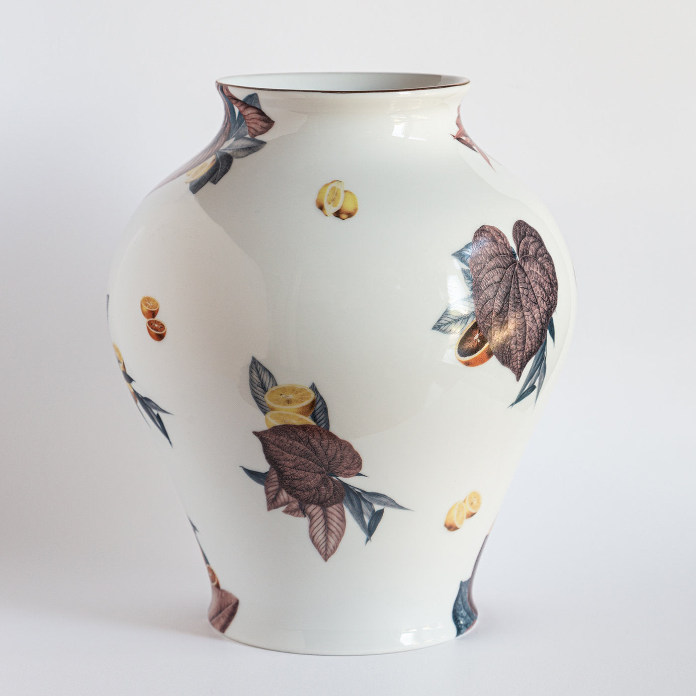 Amalfi Amphora Porcelain Vase With Leaves And Citrus Fruits H27Cm - Alternative view 3