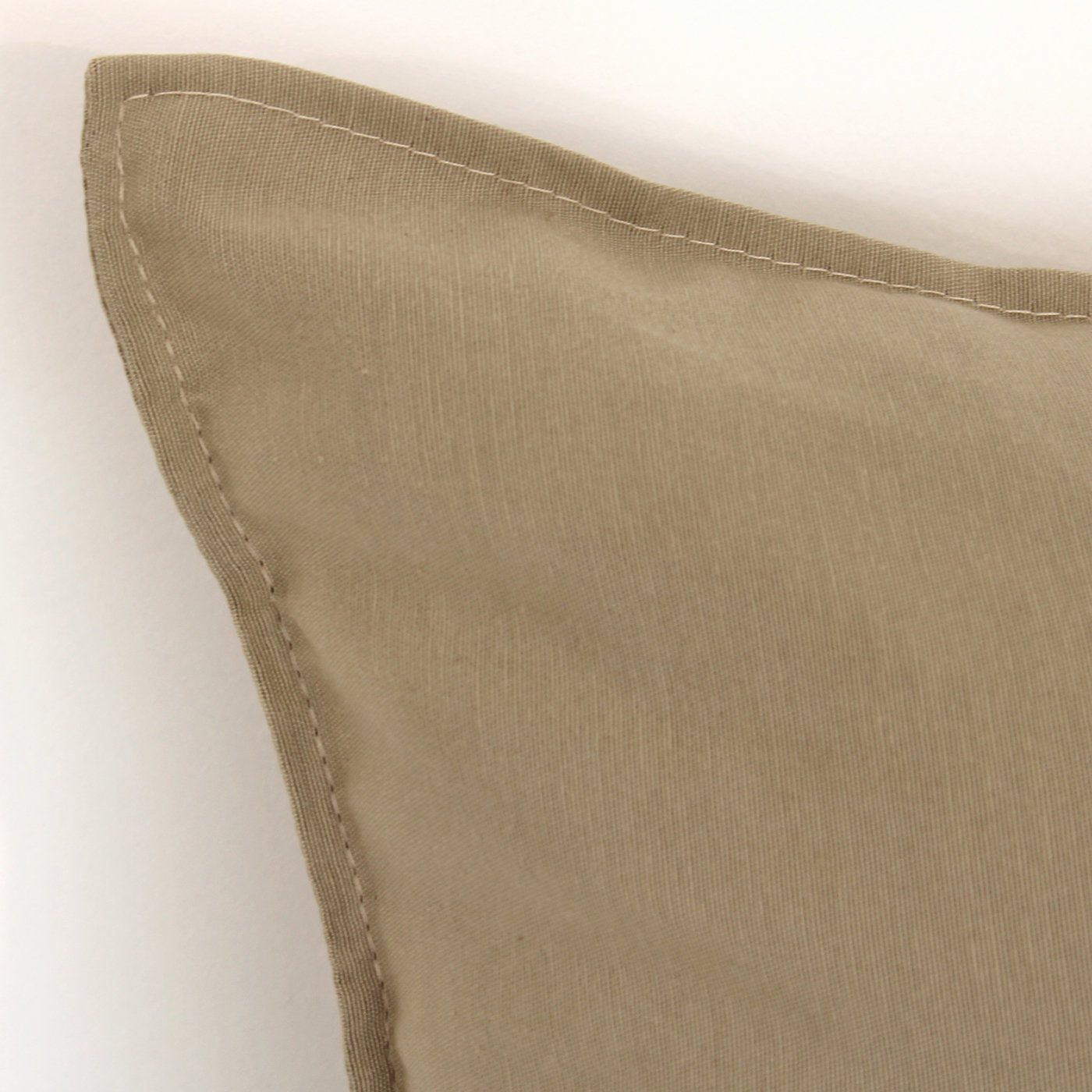 Set of 2 Small Mud Brown Cushions - Alternative view 2