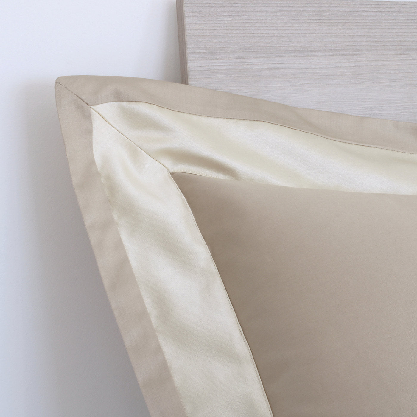 Sand King Size Sheet Set with Pillowcases - Alternative view 3