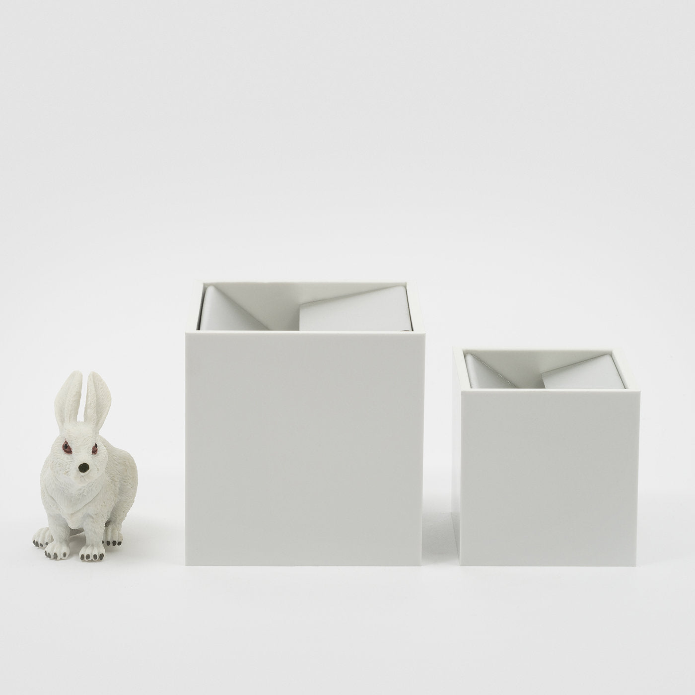 Cubo Small White Ashtray by Bruno Munari - Alternative view 1