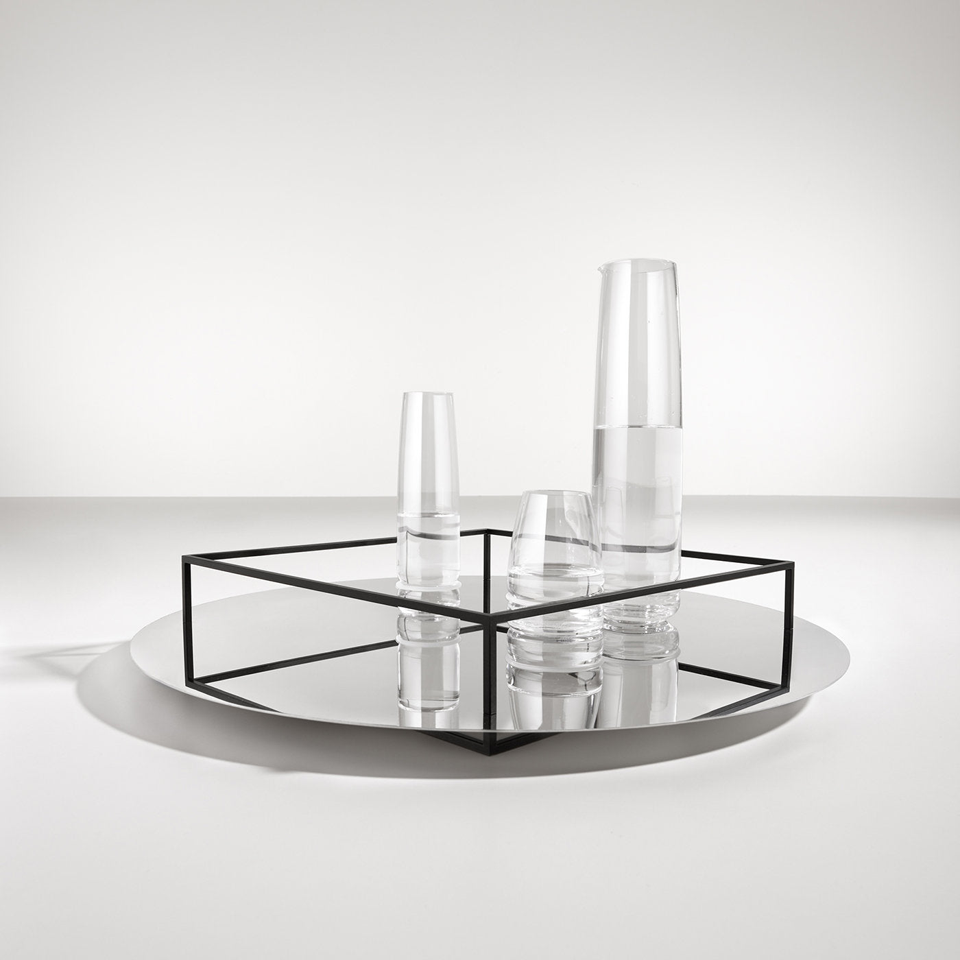 Surface + Border N. 1 Black Fruit Tray by Ron Gilad  - Alternative view 2