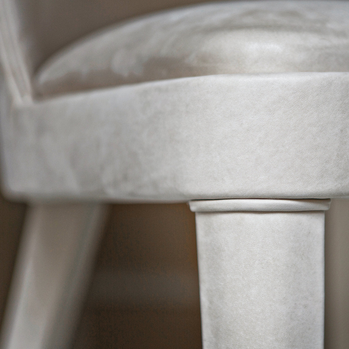 Lola Off-White Chair by Bosco Fair and Emanuele Genuizzi - Alternative view 4