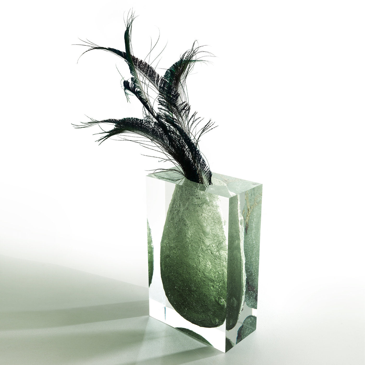 Glacoja Emerald Vase by Analogia Project - Alternative view 3