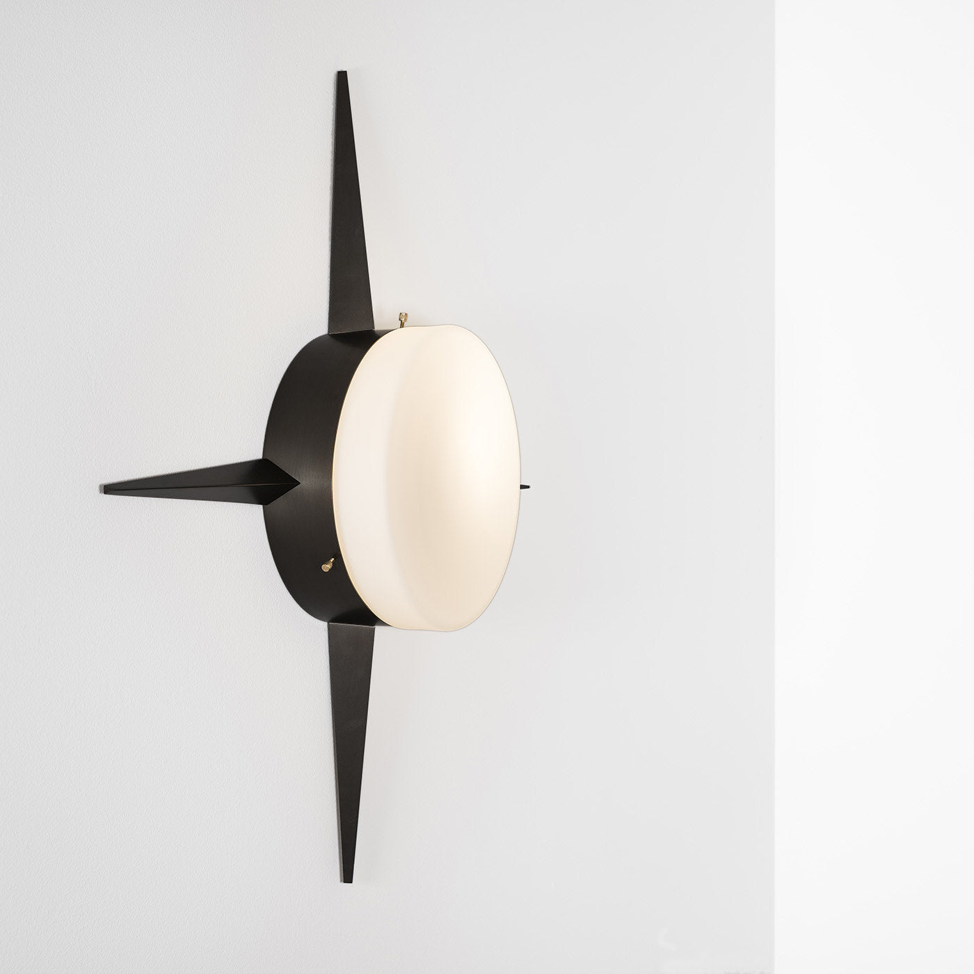 Solare Cross Ceiling/Wall Light - Alternative view 2