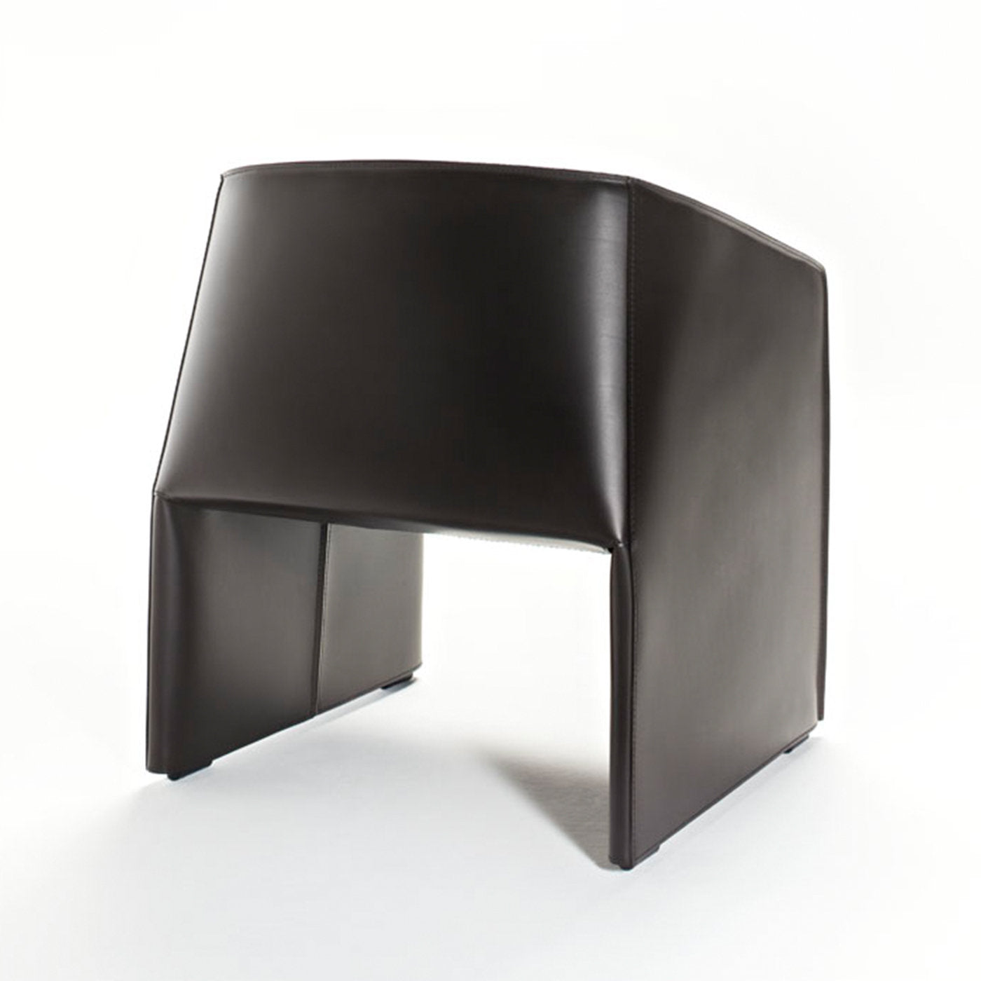 Plau Black Leather Armchair by Gabriele & Oscar Buratti - Alternative view 2