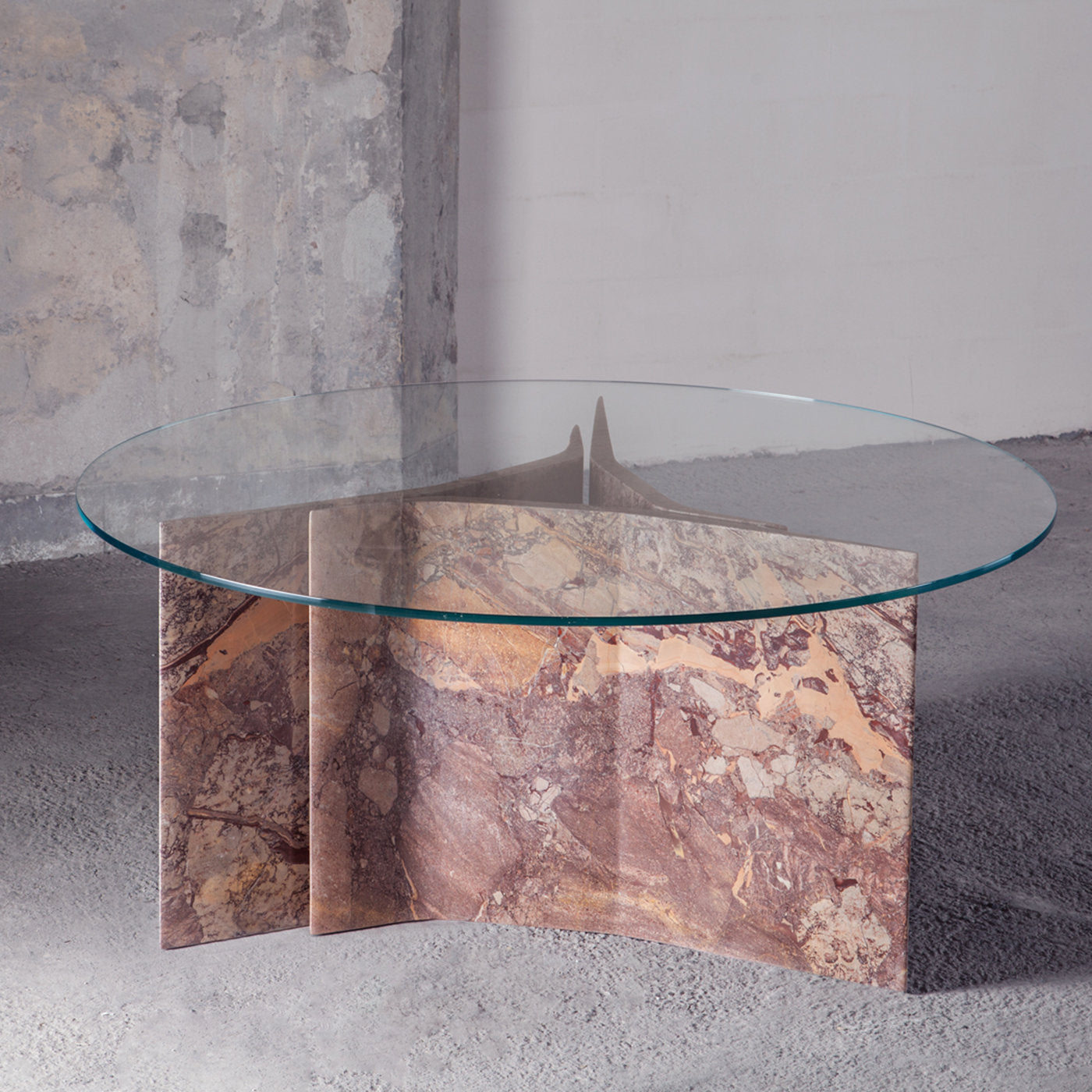 Filo Limited Edition Dining Table with Versailles Marble Base - Alternative view 3