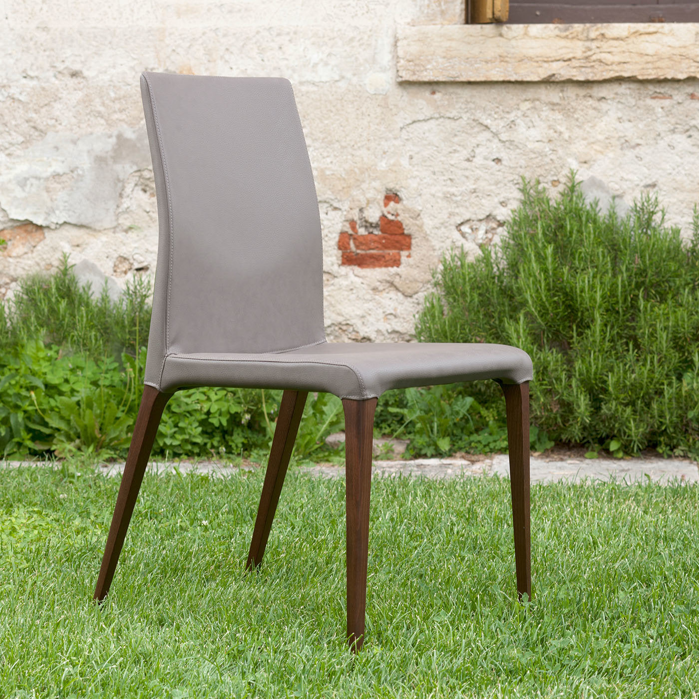 Marostica Clay Leather Chair - Alternative view 1