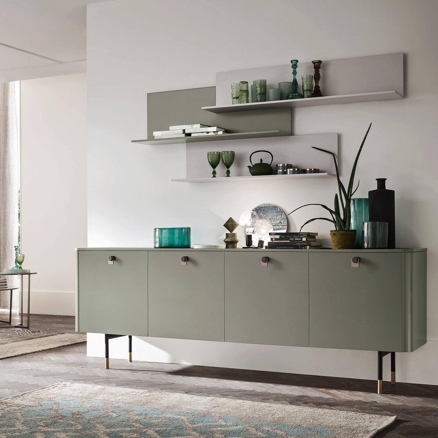 Cover Green Lacquered Sideboard - Alternative view 3