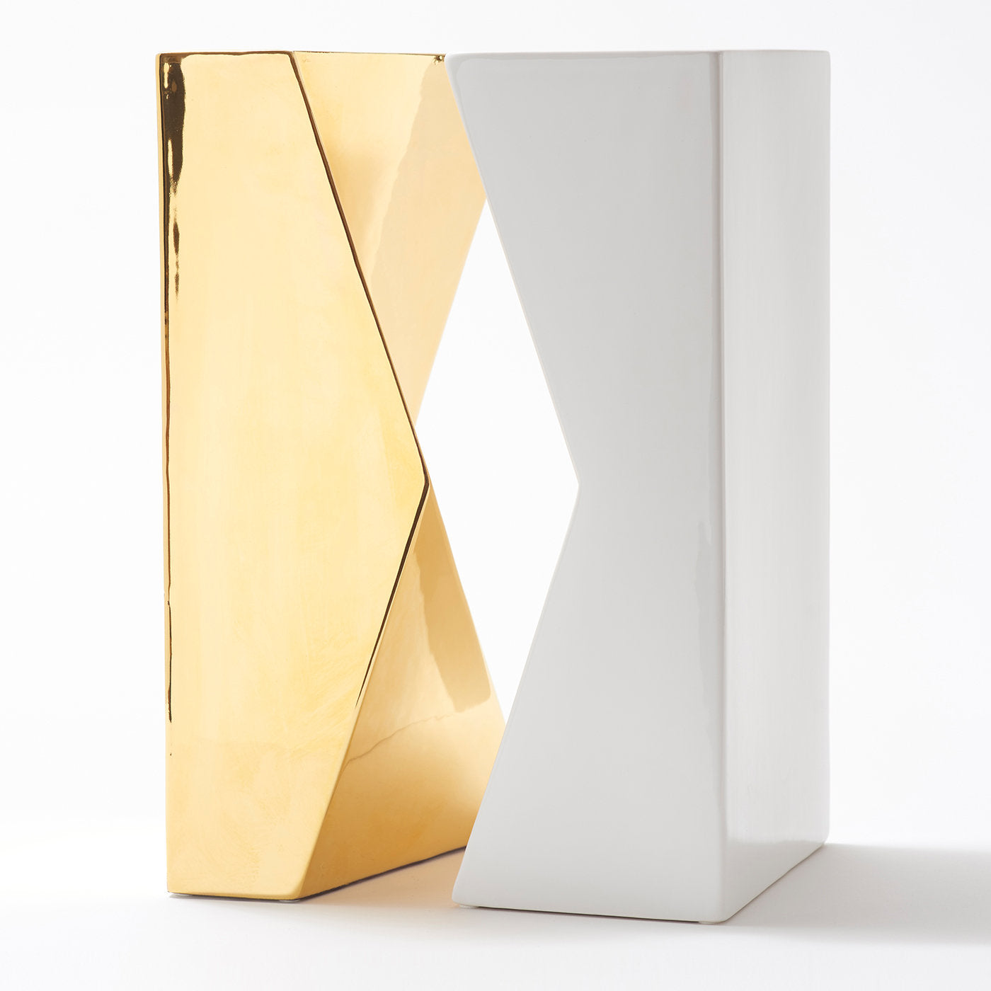 Verso Set of 2 Gold and White Vases by Antonio Saporito - Alternative view 1
