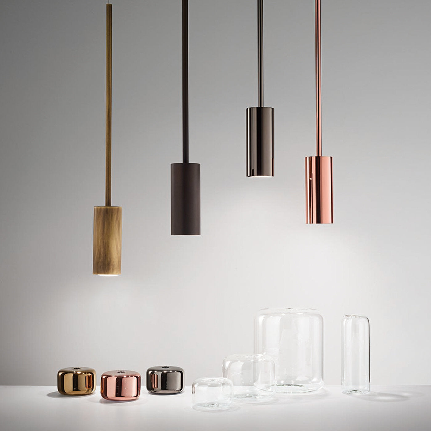 Uno+ Copper Pendant Lamp - Alternative view 1