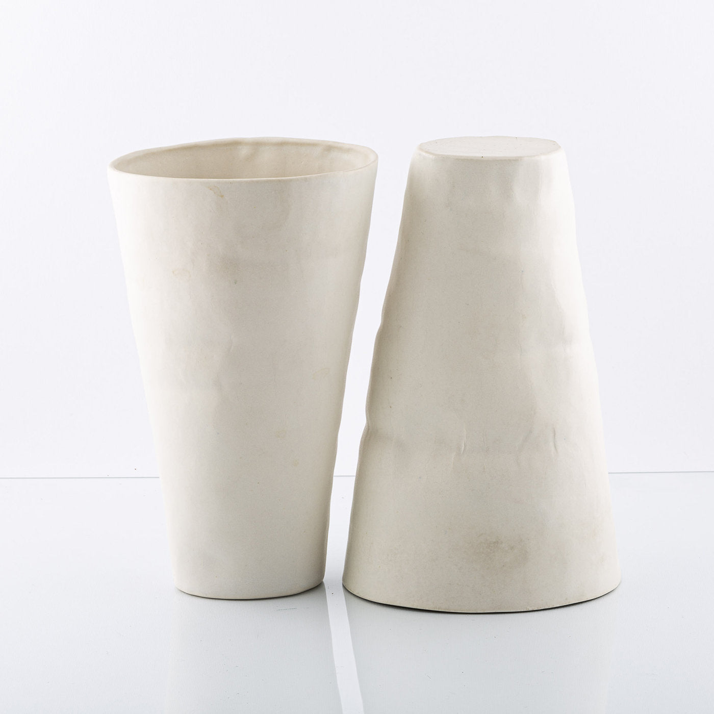 White Porcelain Vase #2 - Alternative view 5