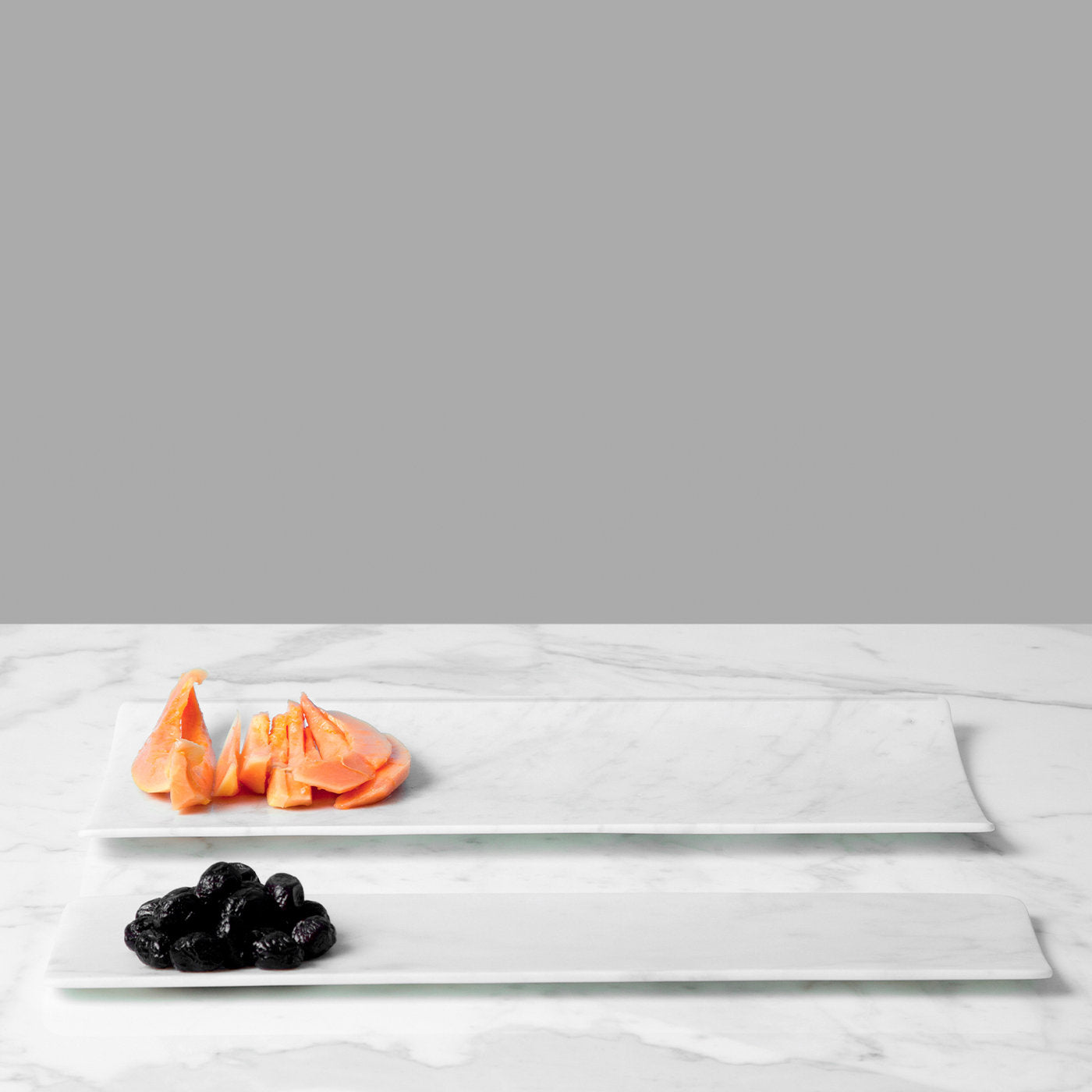 Curvato Medium White Carrara Tray by Studioformart - Alternative view 2
