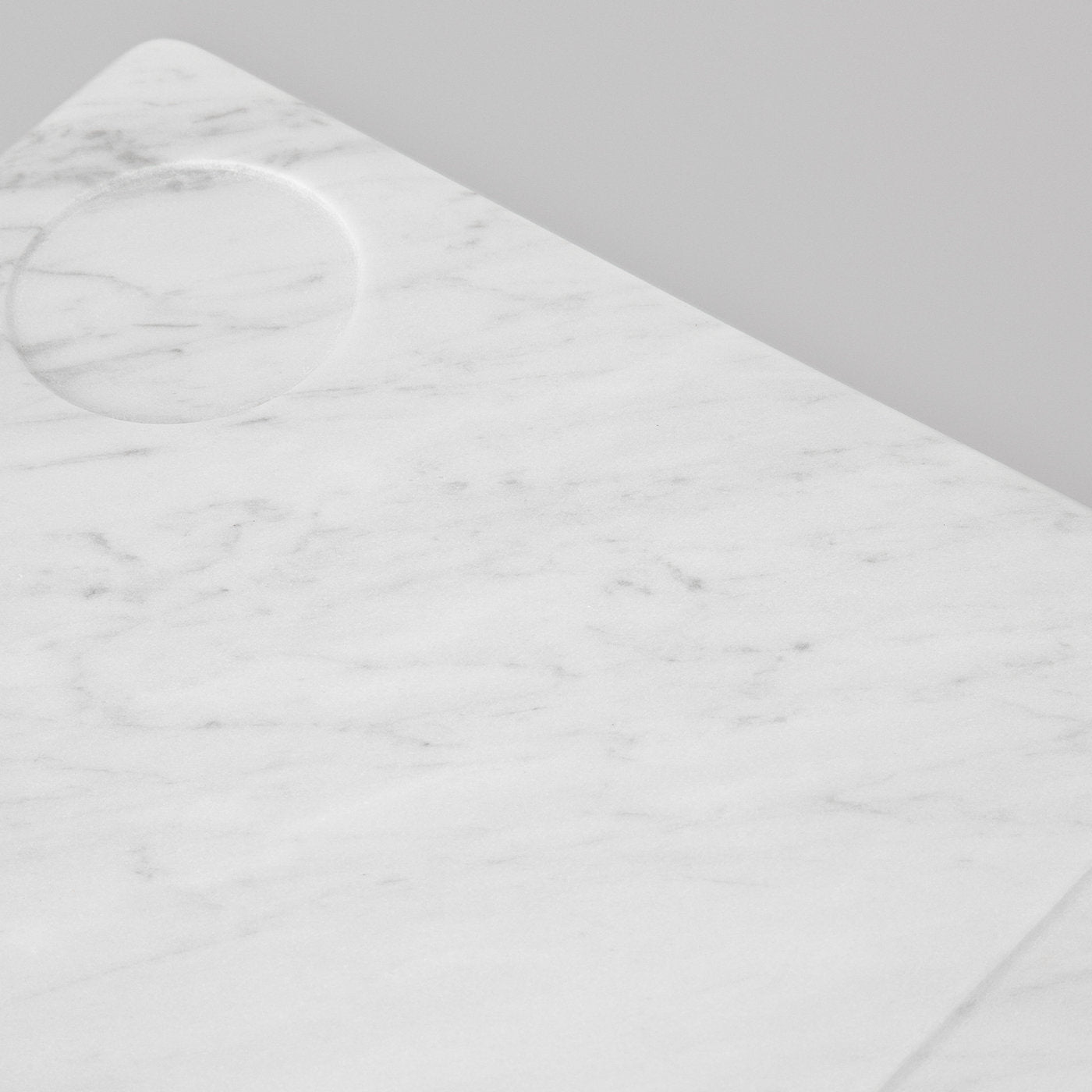 Tavoletta Platztafel aus weißem Carrara von Studioformart - Alternative Ansicht 2