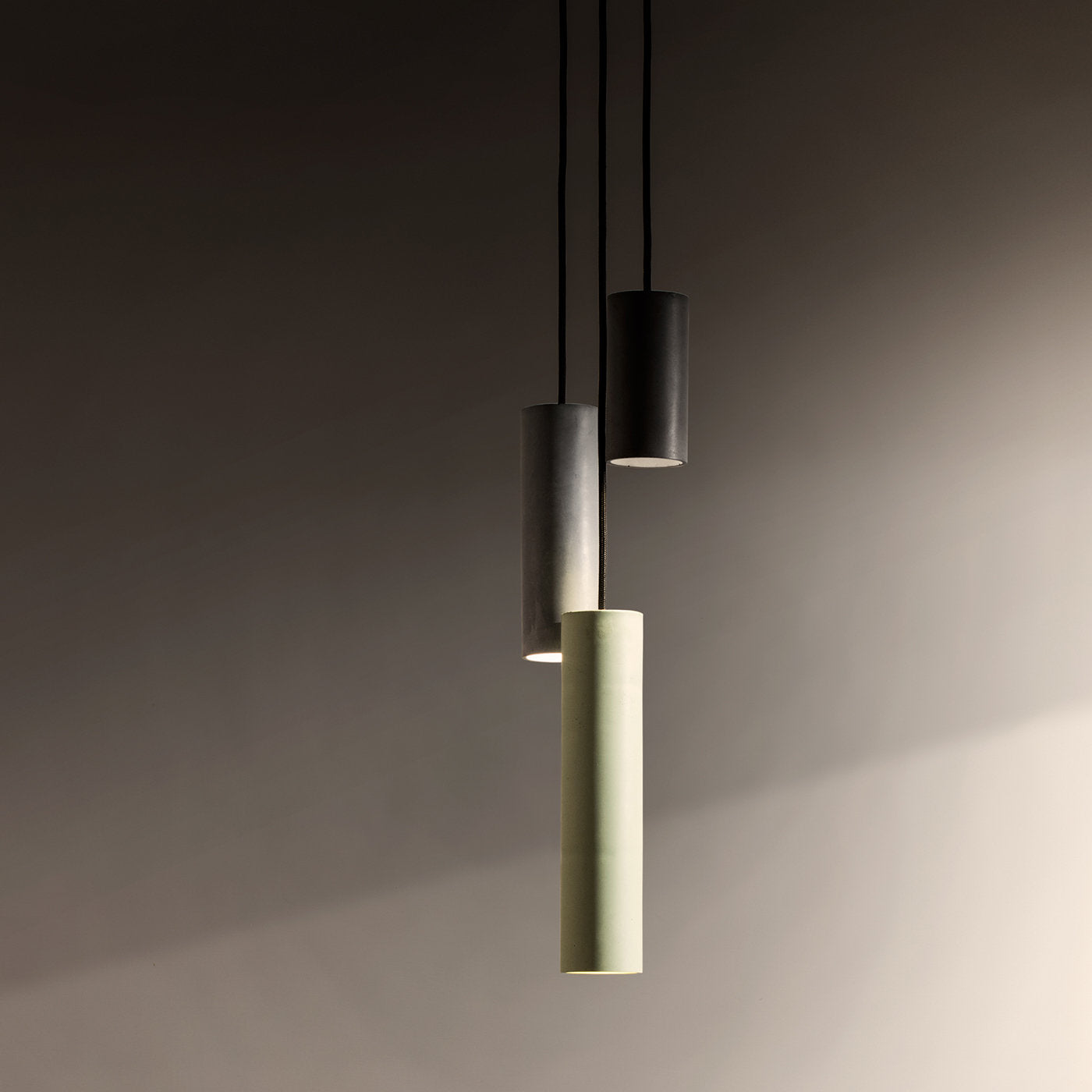 Cromia Trio Concrete Pendant Lamp  - Alternative view 2