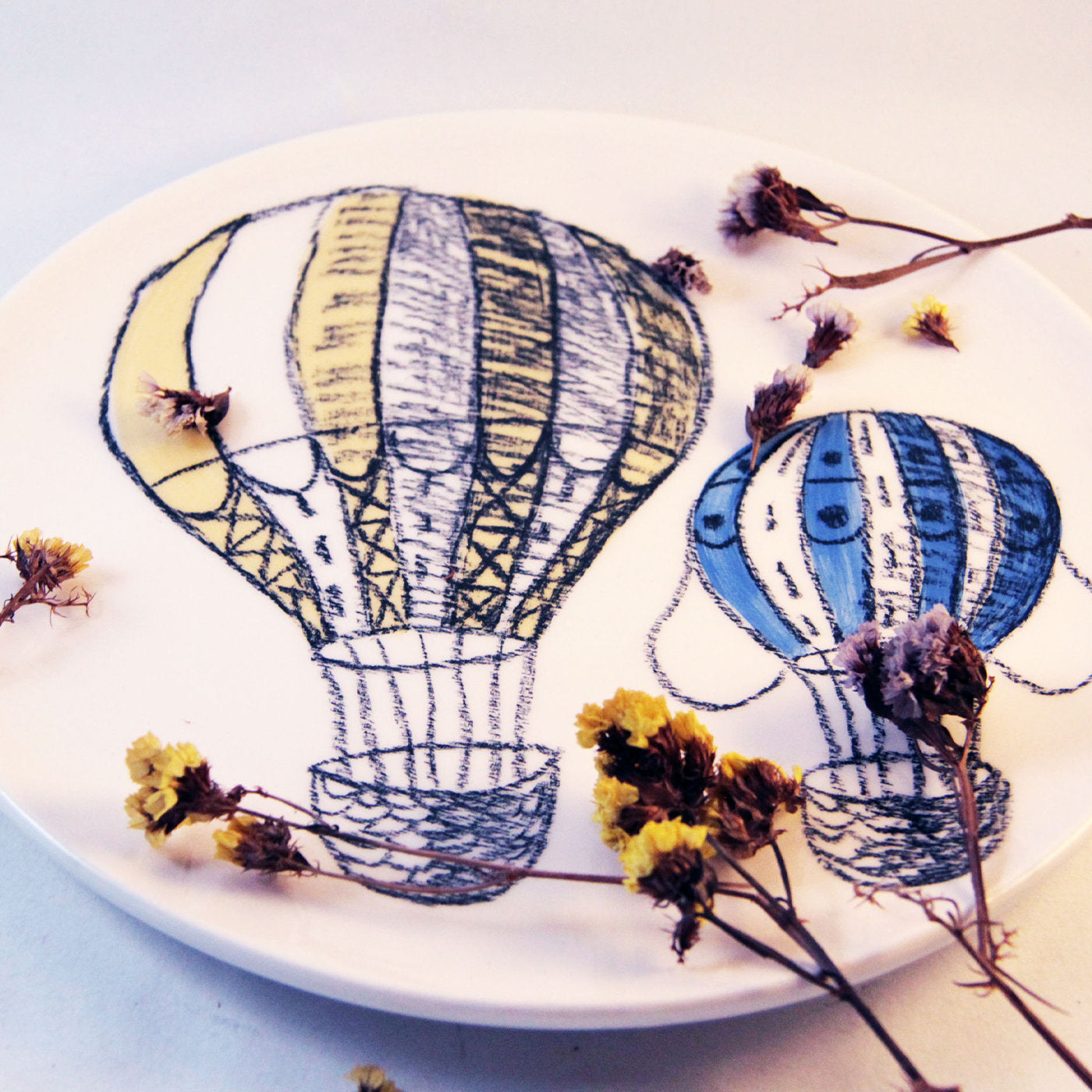 Air Balloons Decorative Plate - Alternative view 1